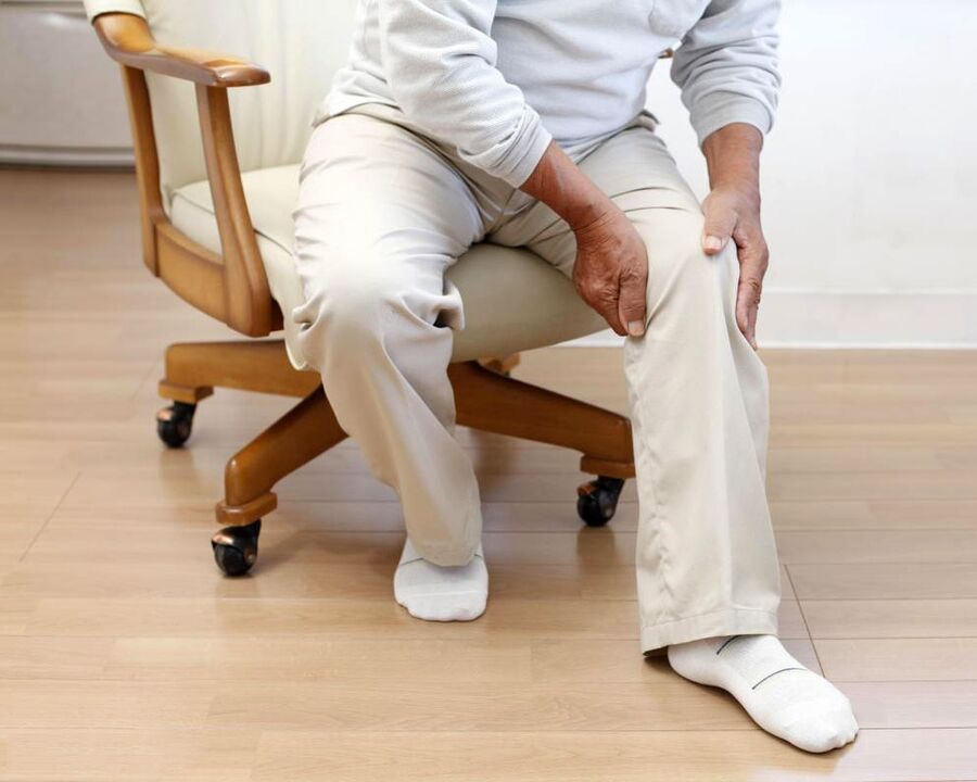 Sąnarių osteochondrozė pasireiškia judrumo sumažėjimu ir skausmu
