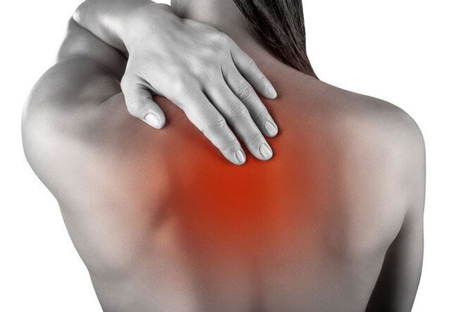 Krūtinės ląstos stuburo skausmas su osteochondroze